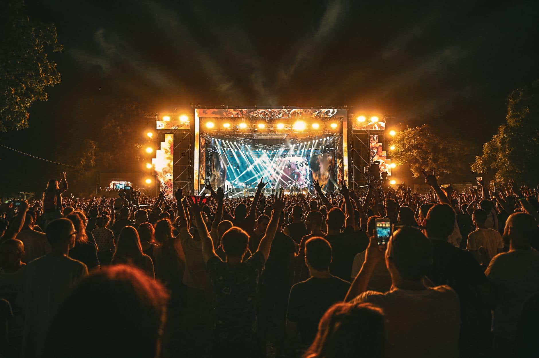 Festivalul Boovie București,eveniment cultural,cărți în trailere video — Festivalul Boovie la Bucuresti