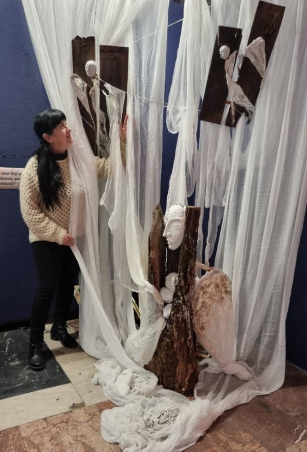 Daniela Voicilă Drăgulescu — Daniela Voicilă Drăgulescu: Scenografia sau Sincretismul Artelor